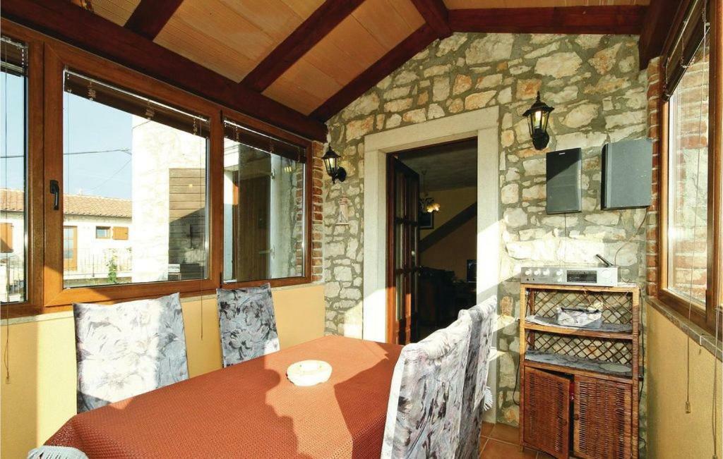 Mugeba 3 Bedroom Accommodation Porec Bagian luar foto